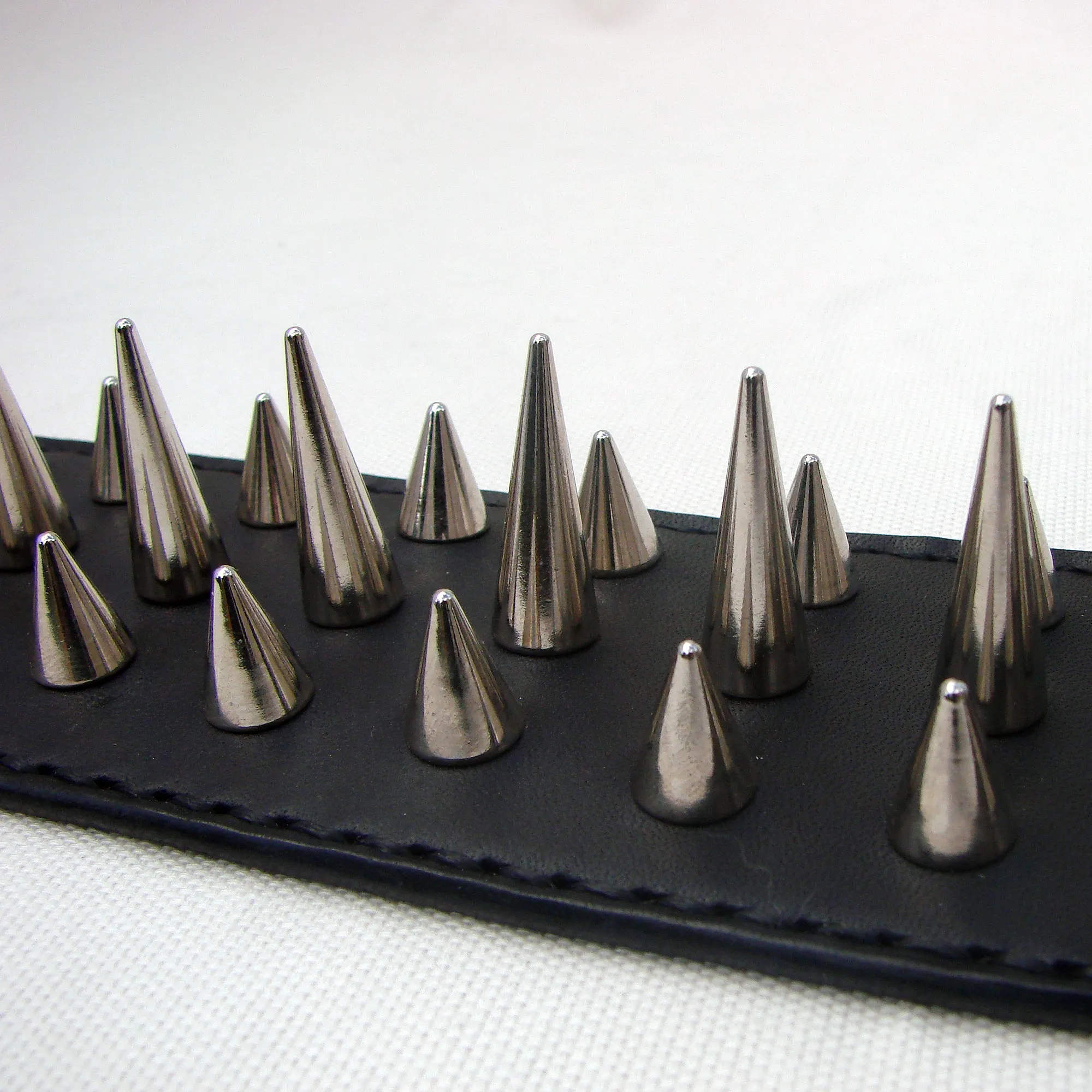 Black Leather Guitar Strap 3 rows of spikes