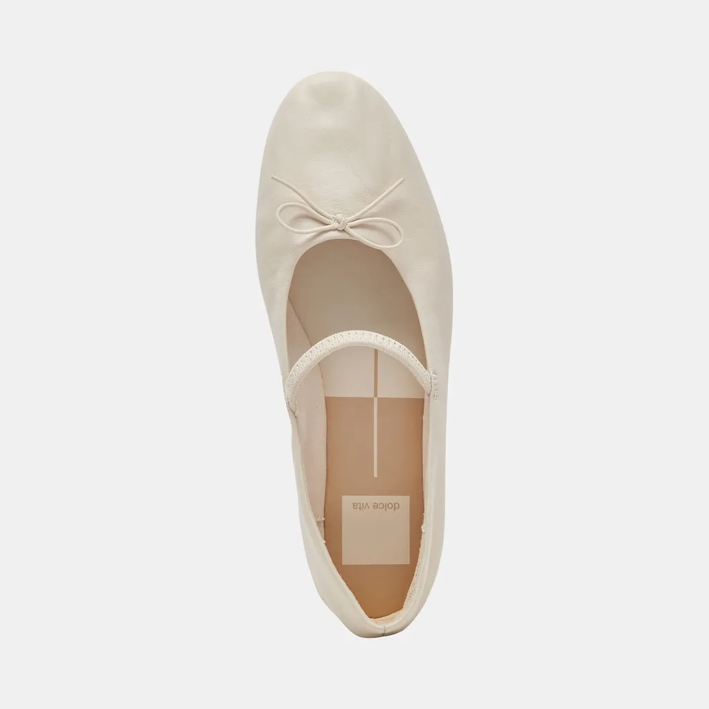 CARIN BALLET FLATS IVORY LEATHER– Dolce Vita 6973778395202