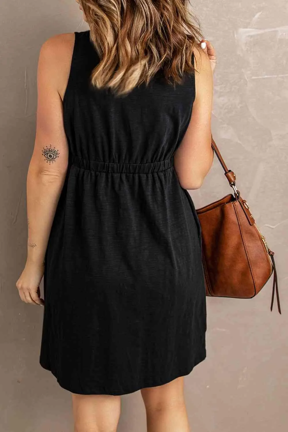 Relaxed Magic Sleeveless Dress