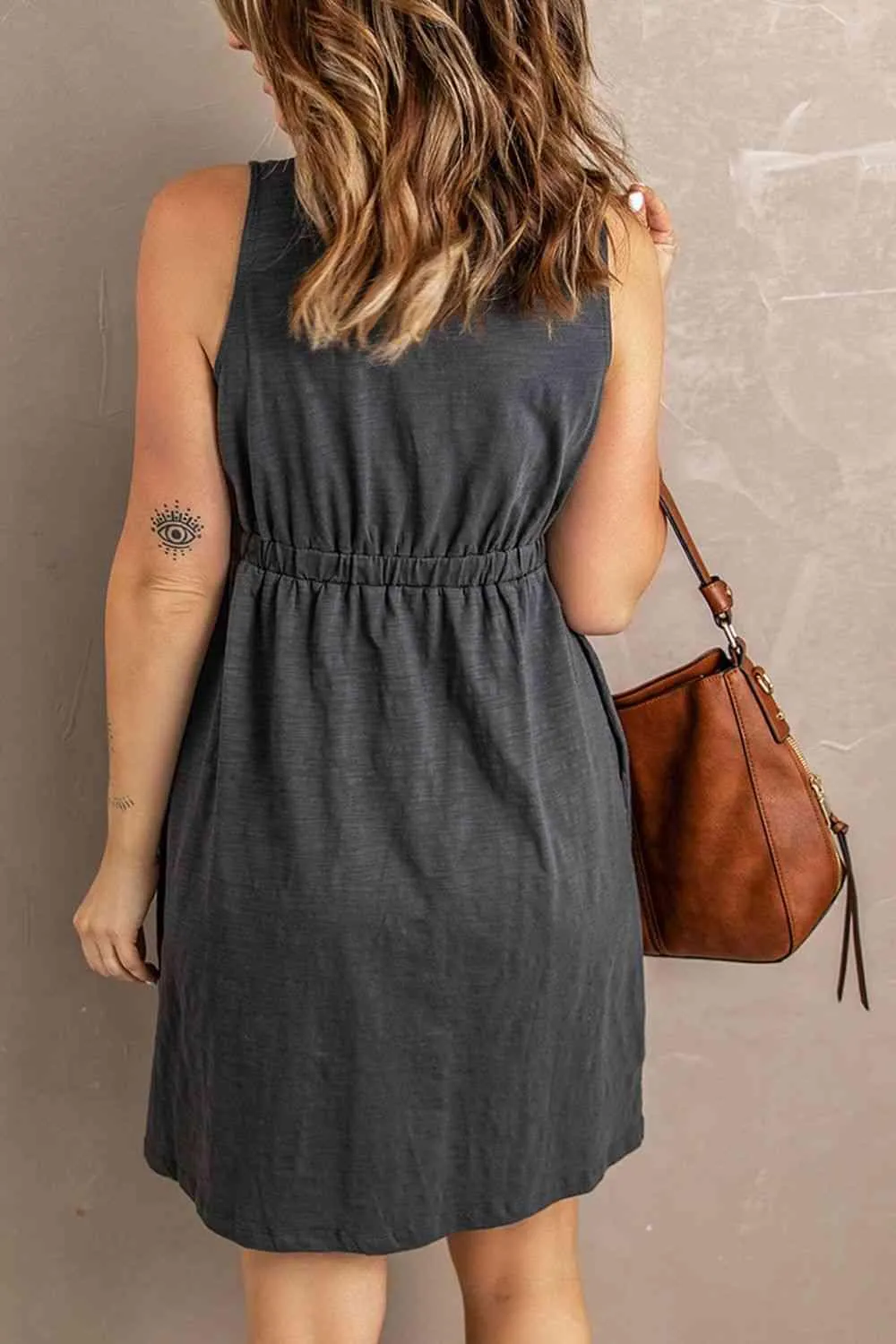 Relaxed Magic Sleeveless Dress